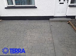 Concrete-Driveway-slate-imprint-Before